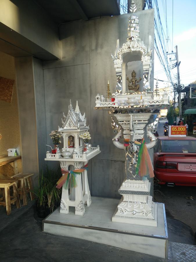 X Kingdom Guest House Chiang Mai Zewnętrze zdjęcie